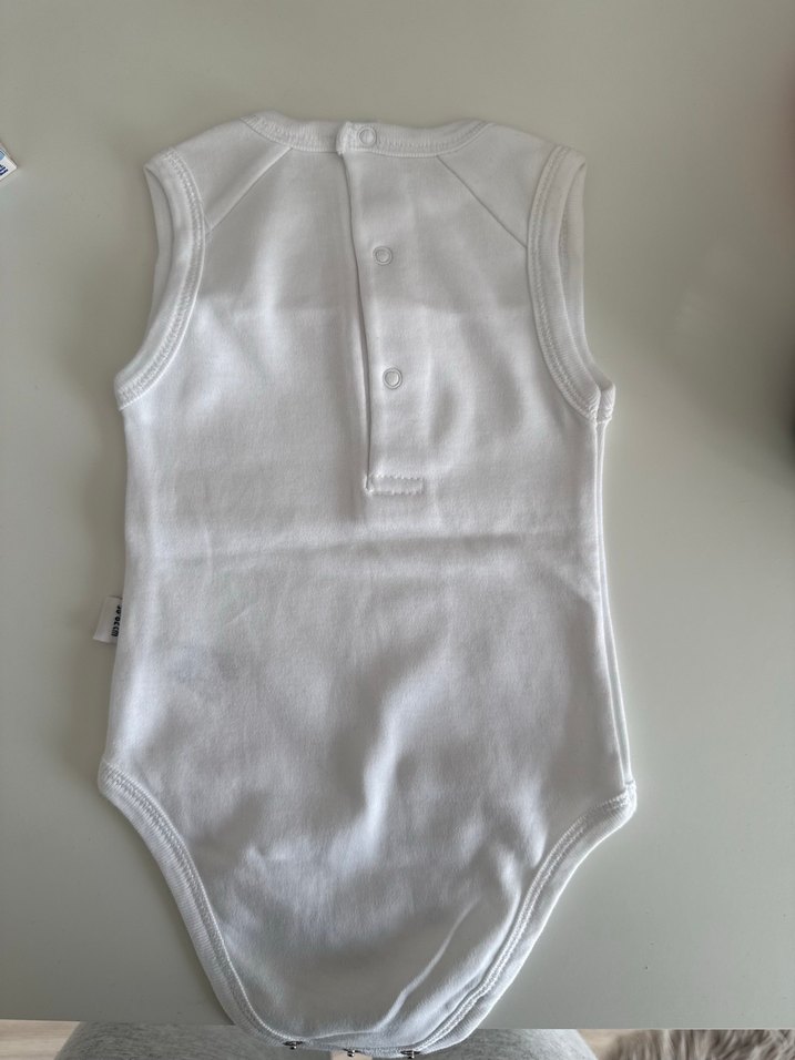 Beyaz Dantel Nakışlı Kolsuz Bebek Body - Görsel 4