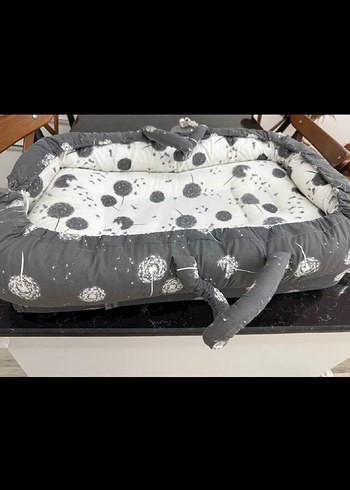 Gri Desenli Reflü Bebek Yatağı - Görsel 4