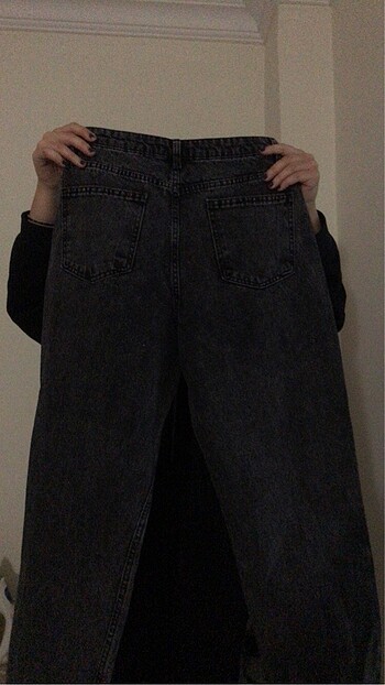 mom jean