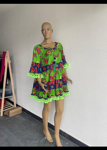Renkli Püsküllü Bohem Mini Elbise