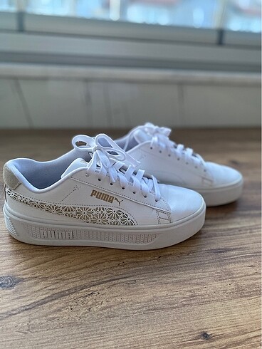 Puma Puma beyaz kadın spor ayakkabı
