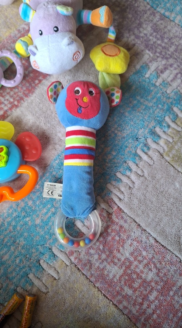 Renkli Bebek Diş Kaşıyıcıları ve Çıngıraklar - Görsel 2