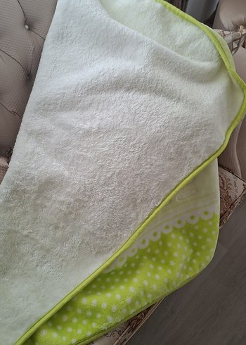 Nakışlı Yeşil Çocuk Battaniyesi - Görsel 5