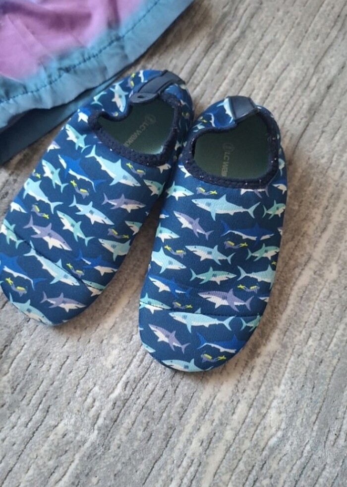 Erkek cocuk şort,deniz ayakkabısı,terlik - Görsel 2