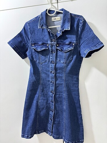 Mavi- Vücudu saran mini denim elbise