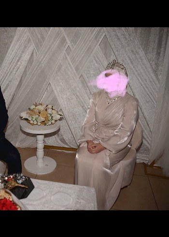 xl Beden beyaz Renk Bej Drapeli Uzun Kollu Abiye Elbise nişanlık nikah