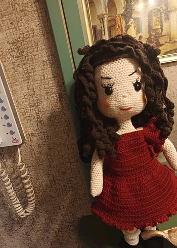 Kahverengi Saçlı Örgülü Bebek - Görsel 4