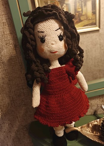 Kahverengi Saçlı Örgülü Bebek - Görsel 3