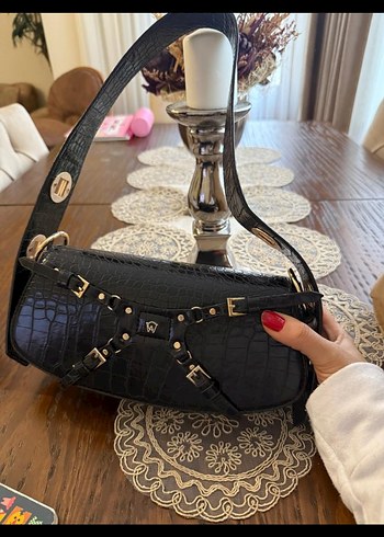Siyah Deri Yılan Desenli Tokalı Kadın Çanta - Görsel 2