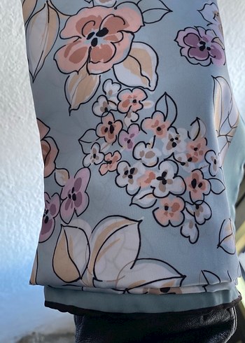 Mavi Pastel Çiçek Desenli Kadın Fular - Görsel 3