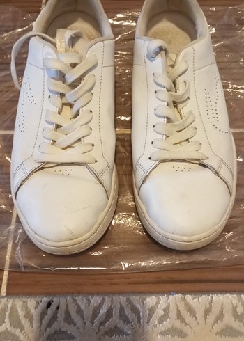 Beyaz Bağcıklı Spor Ayakkabı - Görsel 3