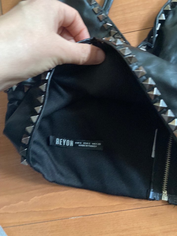 Siyah ve Altın Renk Deri Straplez Bustiyer - Görsel 4