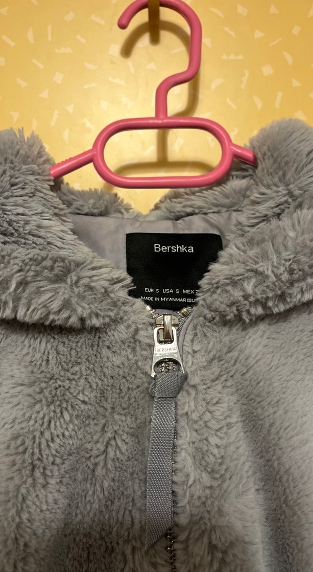 Gri Kapüşonlu Peluş Kadın Ceket - Görsel 3