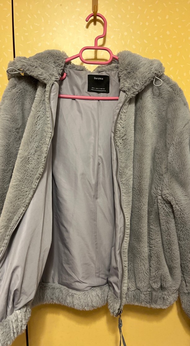 Gri Kapüşonlu Peluş Kadın Ceket - Görsel 4