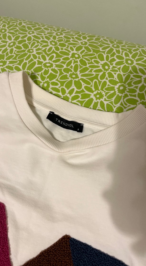 Beyaz Kadın Sweatshirt - Görsel 3