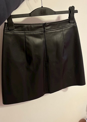 Stradivarius Siyah Deri Mini Etek - Görsel 5