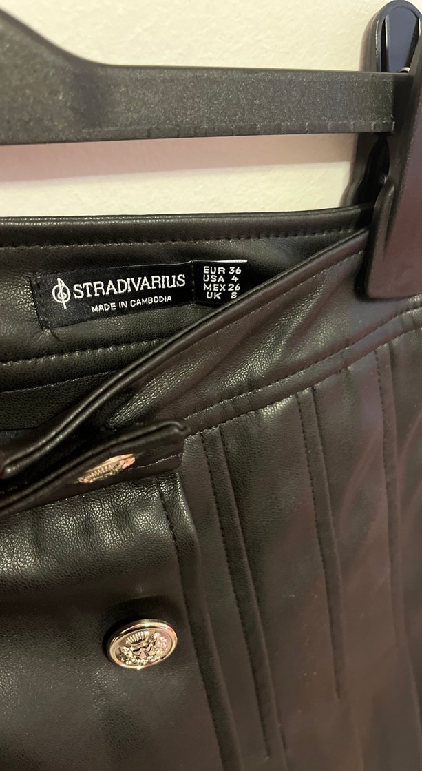 Stradivarius Siyah Deri Mini Etek - Görsel 4