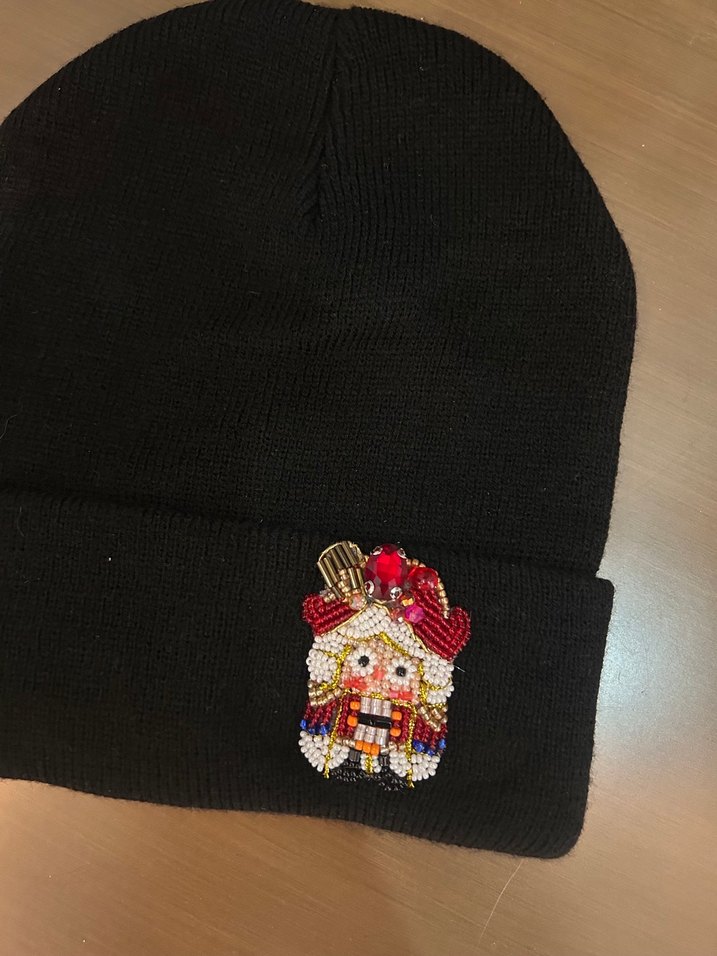 Fındık kıran işlemeli bere - Görsel 4