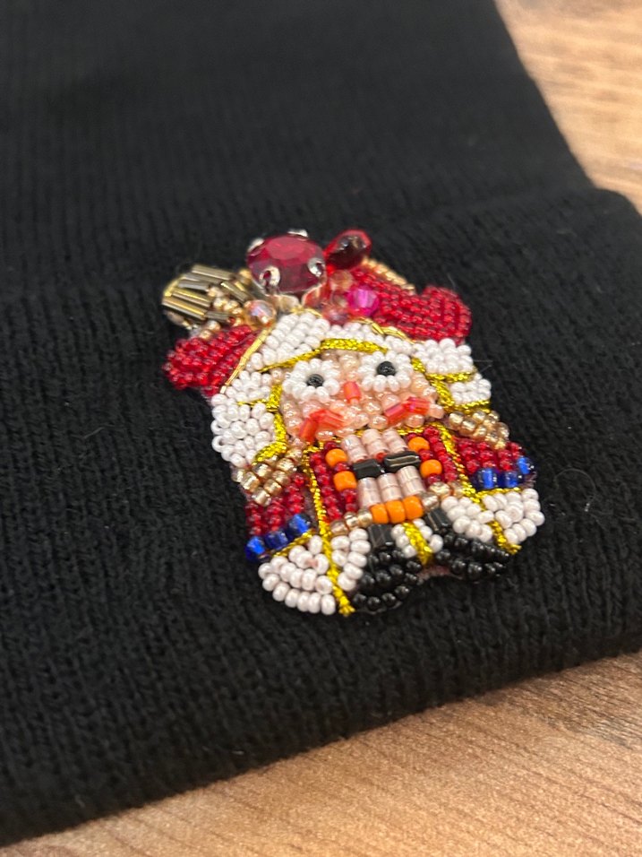 Fındık kıran işlemeli bere - Görsel 3