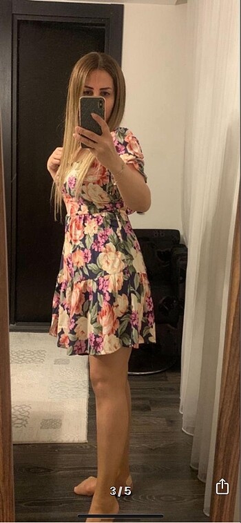 l Beden Çiçekli elbise