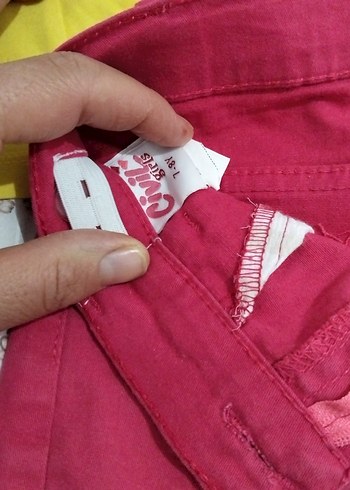 şort etek buluz  kapri. hepsi - Görsel 3