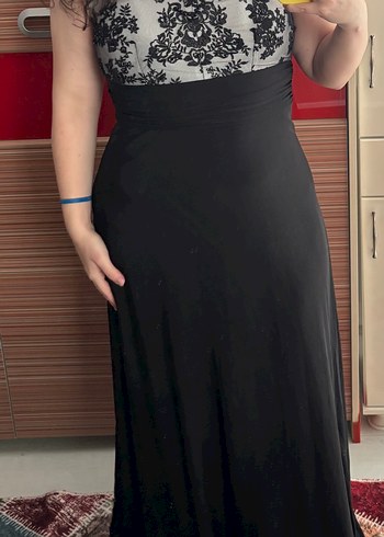 Siyah elbise