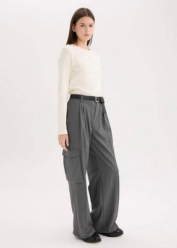 Bershka Kargo Cepli, Krep Kumaş Gri Pantolon