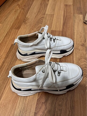 Derimod Hakiki Deri Sneaker
