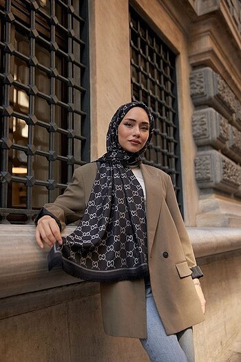 Gucci ipek şal