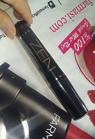 mascara farmasi