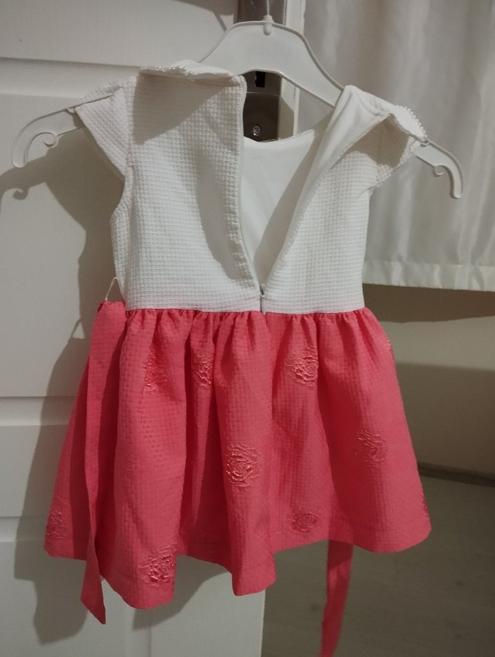 Nakışlı Beyaz Kız Çocuk Elbise - Görsel 5