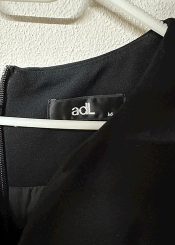 Siyah Midi Elbise - Görsel 2