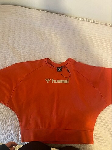 Hummel sweat
