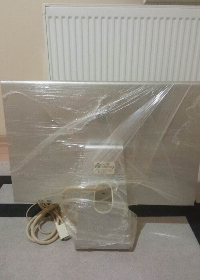 apple monitör 19 inch - Görsel 3