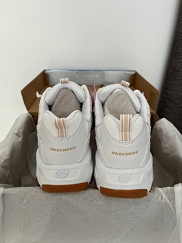 36 Beden Skechers