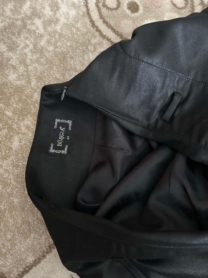 Siyah Deri simli Pileli Uzun Etek - Görsel 4