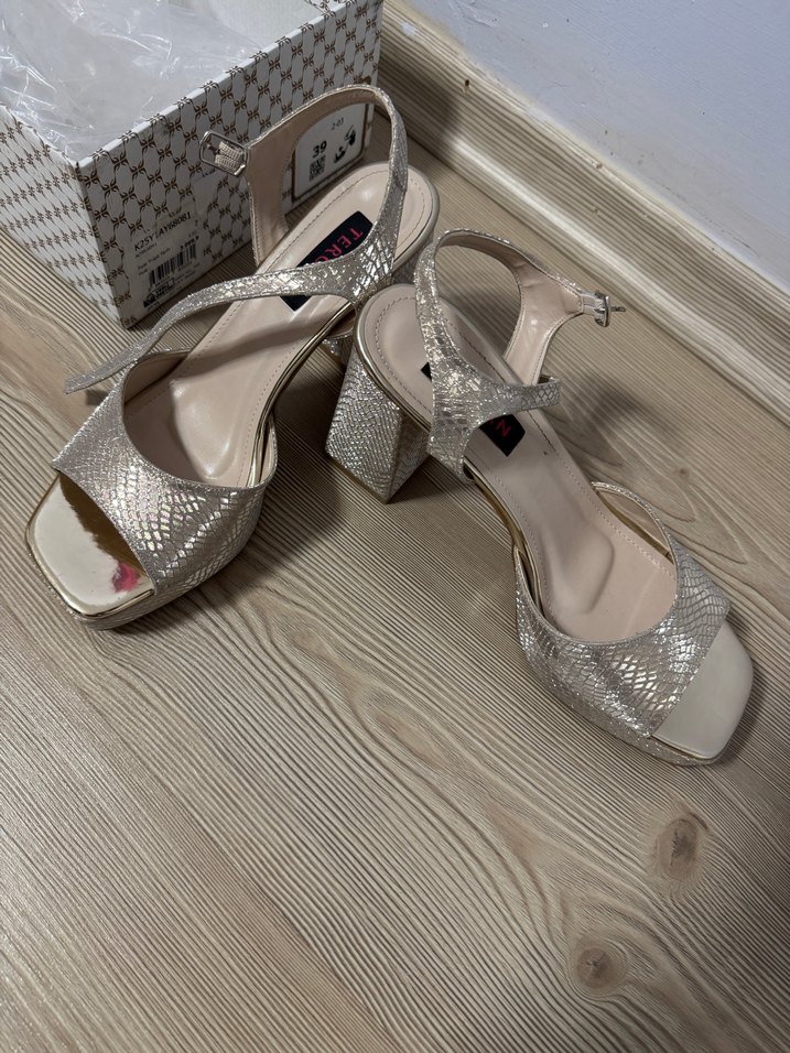 Yılan Desenli Platform Topuklu Kadın Abiye Ayakkabı - Görsel 3