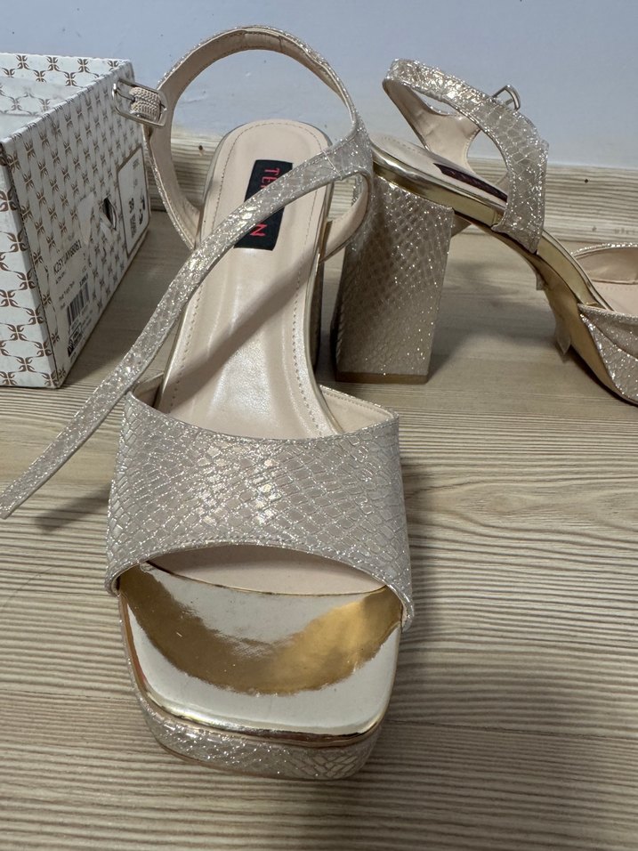 Yılan Desenli Platform Topuklu Kadın Abiye Ayakkabı - Görsel 4