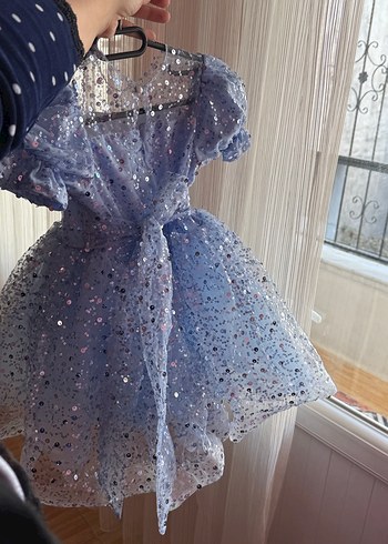 Parlak Mavi Payetli Çocuk Elbisesi - Görsel 2