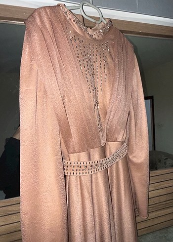 Bej Uzun Kollu Drapeli Abiye Elbise - Görsel 2