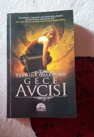 yasmine galenorn gece avcısı 