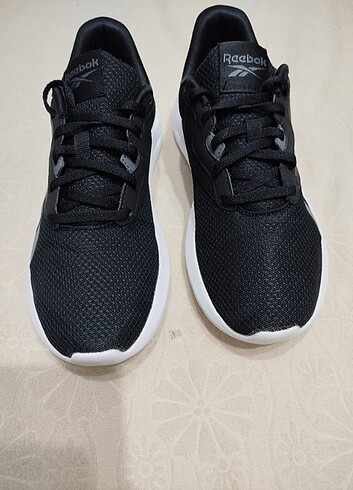 38,5 Beden Reebok 38.5 numara 