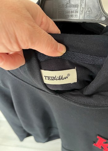 Kadın Siyah Kapüşonlu Fermuarlı Sweatshirt - Görsel 2