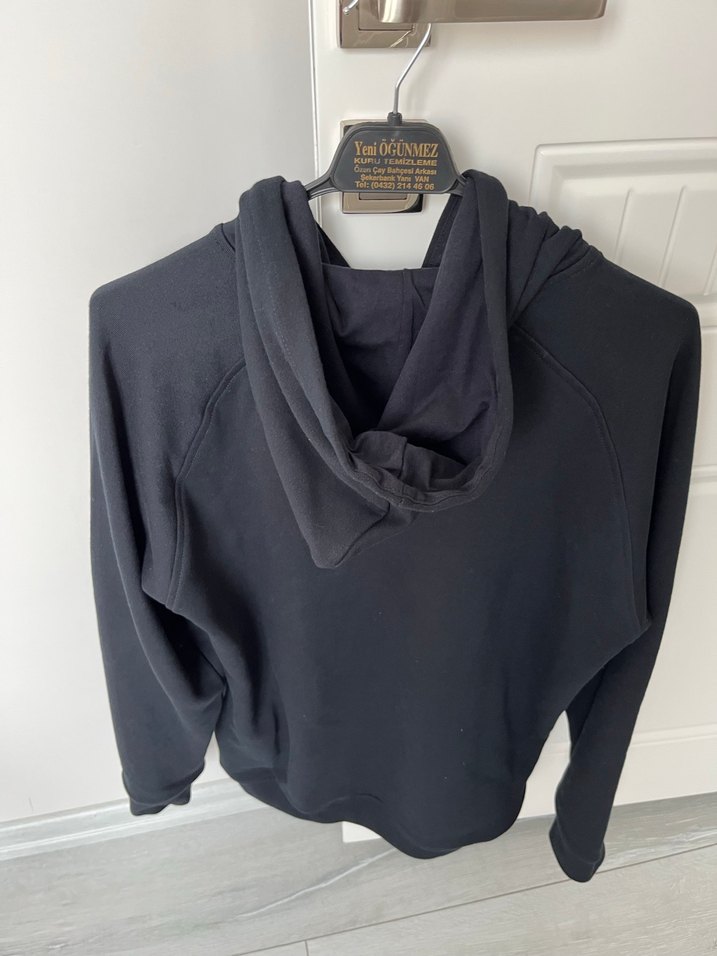 Kadın Siyah Kapüşonlu Fermuarlı Sweatshirt - Görsel 3