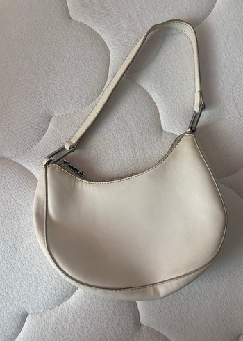 beyaz çanta pull bear - Görsel 2