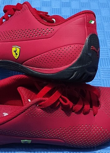 42 Beden Puma Ferrari spor ayakkabı 