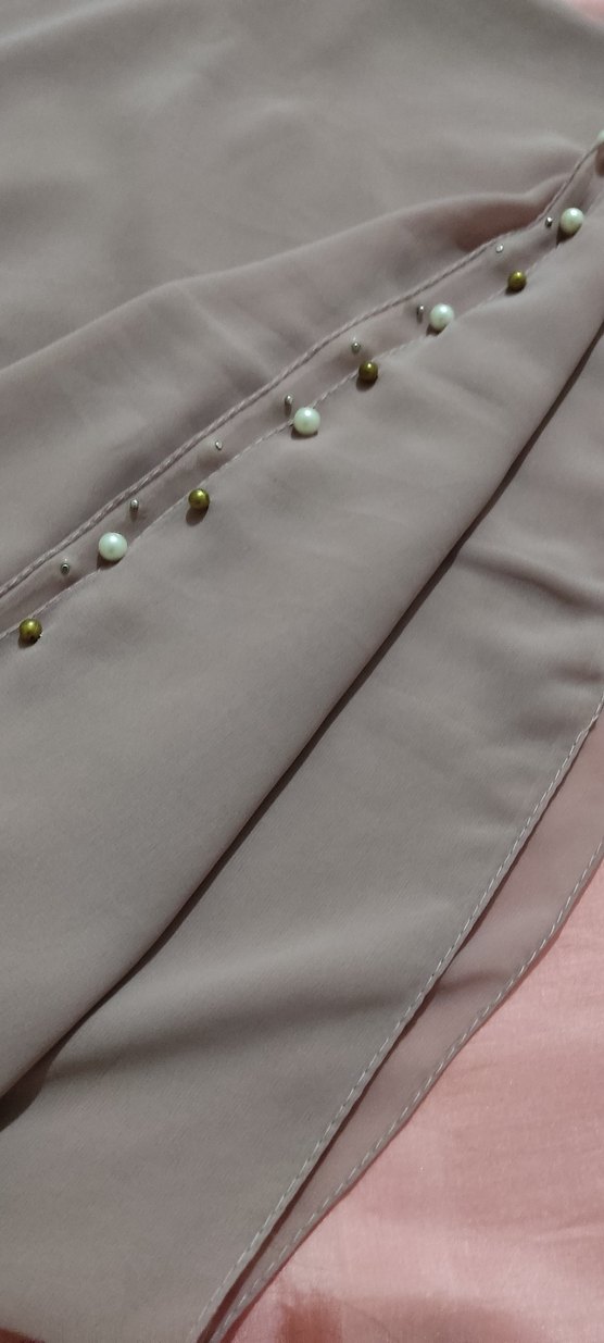 Düğmeli Bej Gri Kadın Şal - Görsel 4