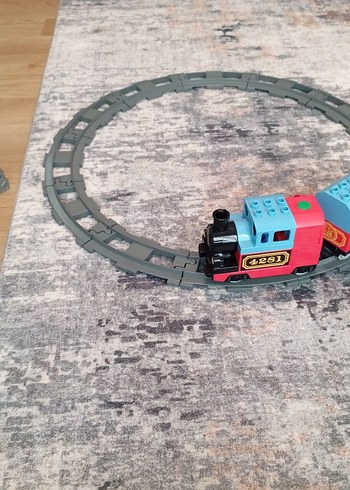 Diğer Lego tren pilli