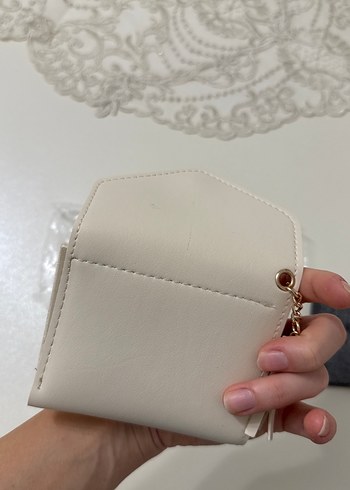 Bej Deri Püsküllü Kadın Cüzdanı - Görsel 4