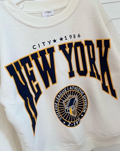 Zara Yazılı sweatshirt
